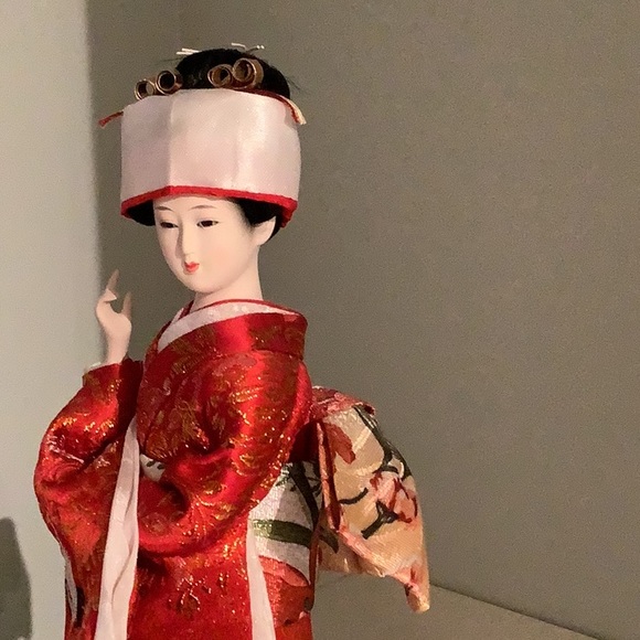 NIB Japanese Geisha Bride Doll - Picture 6 of 7